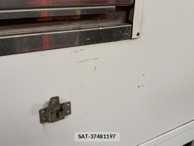 Isuzu ELF TRUCK 2016-05 7723022-16