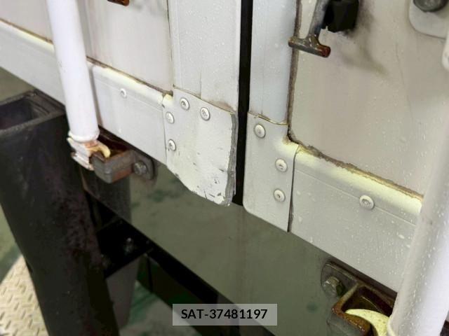 Isuzu ELF TRUCK 2016-05 7723022-19