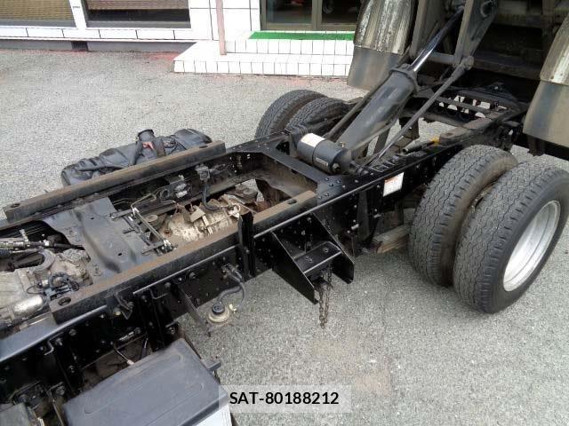 Isuzu ELF TRUCK 2019-08 7723002-11
