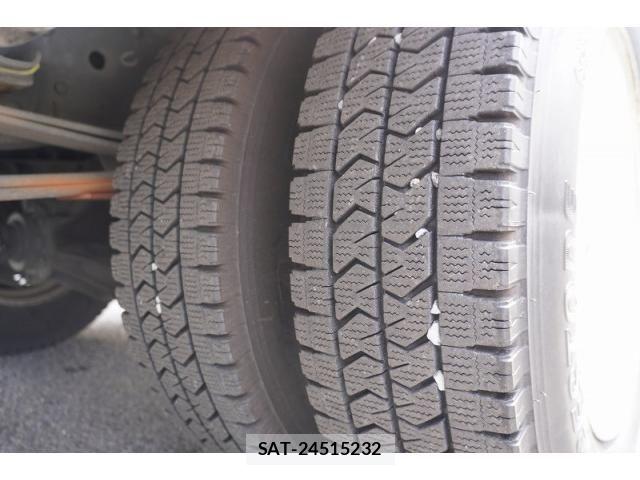 Isuzu ELF TRUCK 2021-01 7723019-9