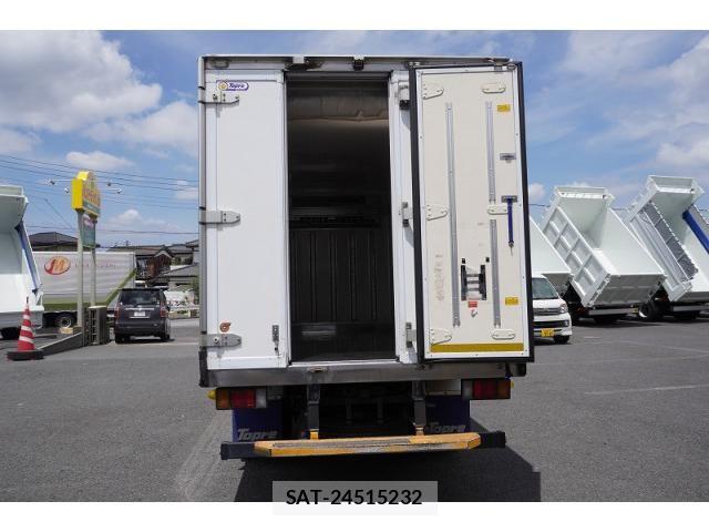 Isuzu ELF TRUCK 2021-01 7723019-22