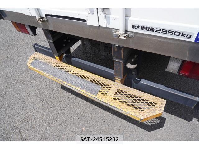 Isuzu ELF TRUCK 2021-01 7723019-24