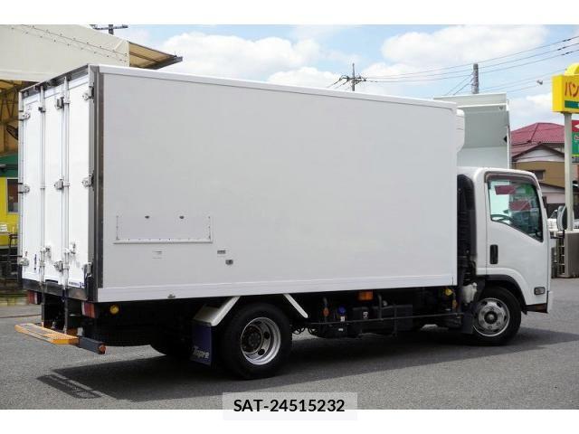 Isuzu ELF TRUCK 2021-01 7723019-7