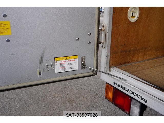 Isuzu ELF TRUCK 2019-03 7722990-23