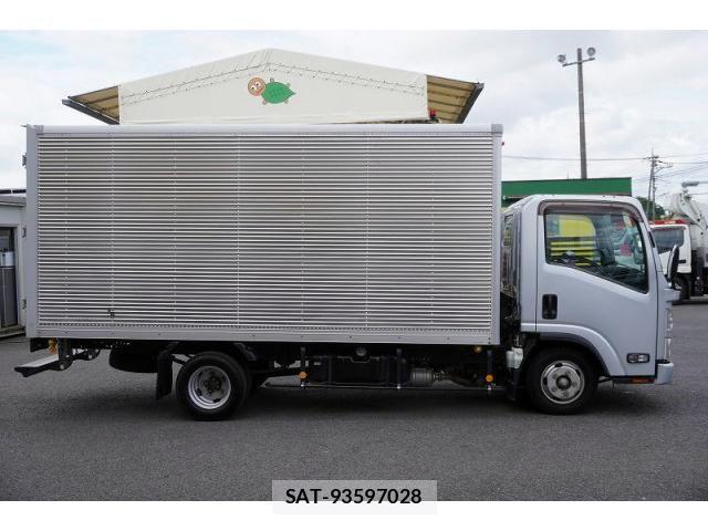 Isuzu ELF TRUCK 2019-03 7722990-4