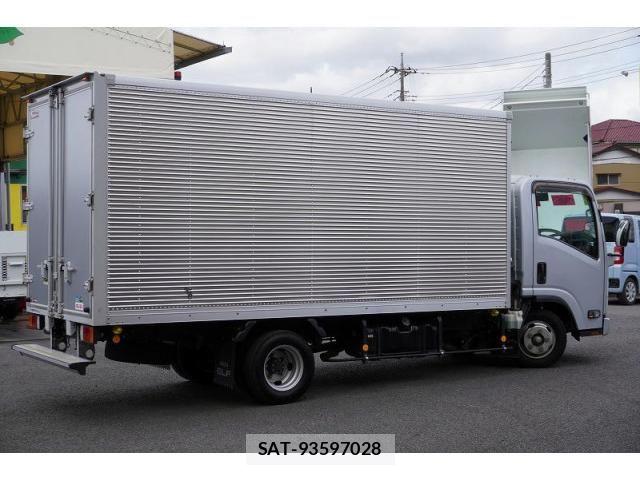 Isuzu ELF TRUCK 2019-03 7722990-7