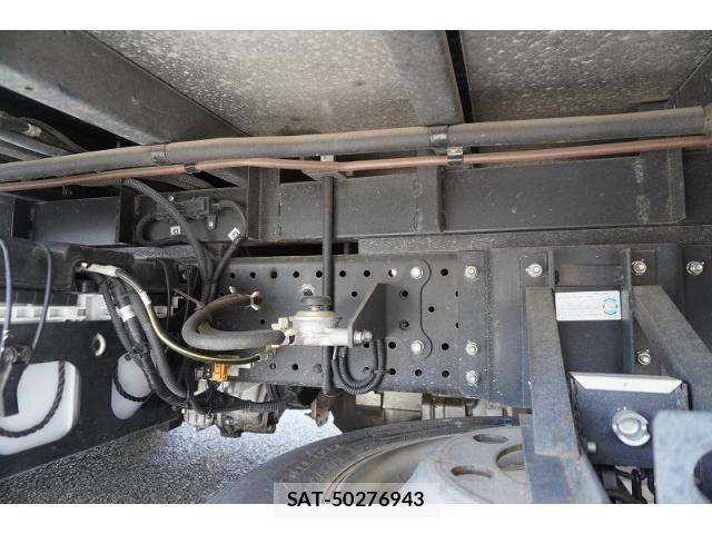 Isuzu ELF TRUCK 2022-11 7722957-12