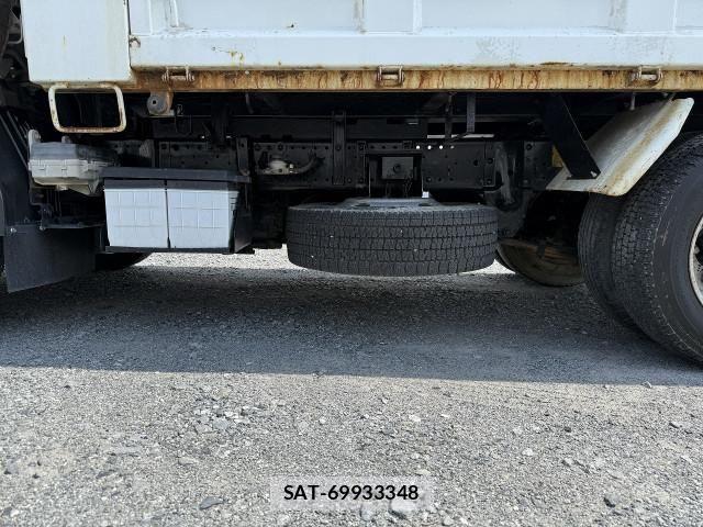 Isuzu ELF TRUCK 2011-12 7723023-9