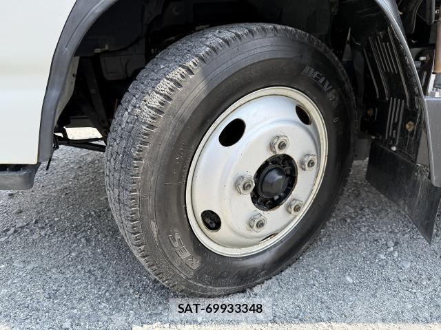Isuzu ELF TRUCK 2011-12 7723023-14