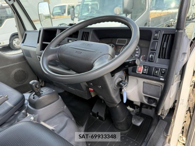 Isuzu ELF TRUCK 2011-12 7723023-17