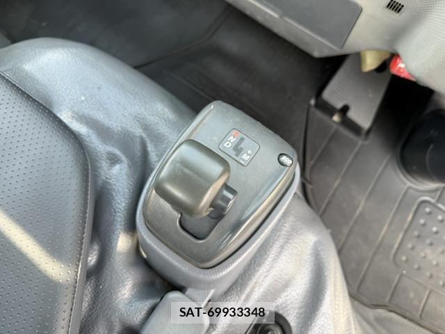 Isuzu ELF TRUCK 2011-12 7723023-19