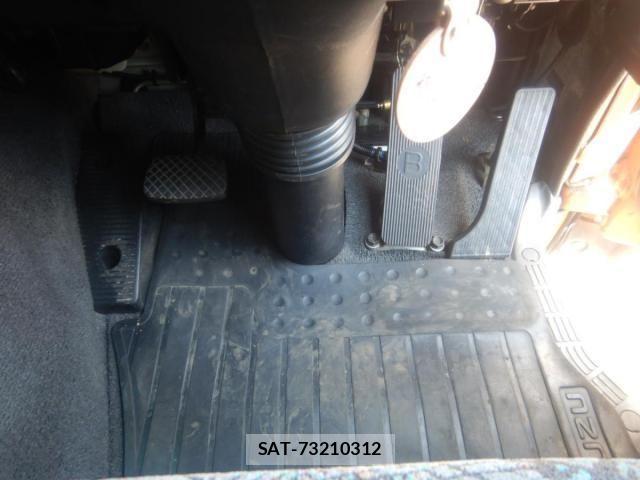 Isuzu ELF TRUCK 2003-05 7722959-19