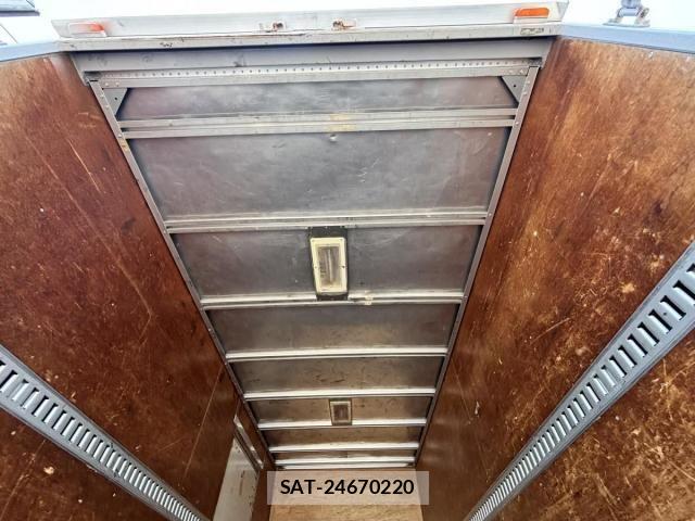 Isuzu ELF TRUCK 2012-11 7723028-14