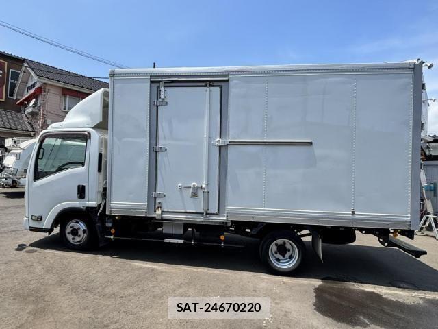 Isuzu ELF TRUCK 2012-11 7723028-7