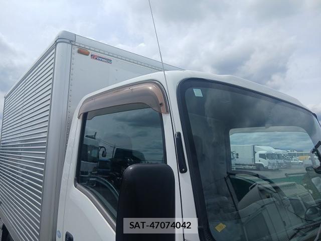 Isuzu ELF TRUCK 2016-03 7723036-10