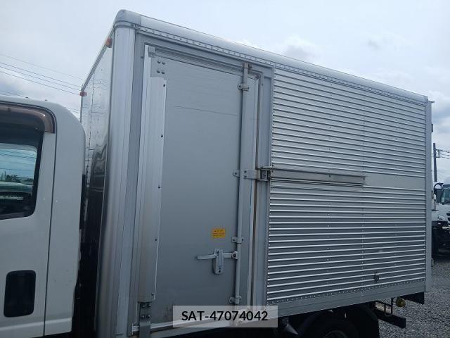 Isuzu ELF TRUCK 2016-03 7723036-18