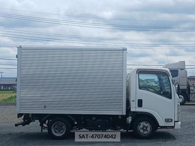 Isuzu ELF TRUCK 2016-03 7723036-4