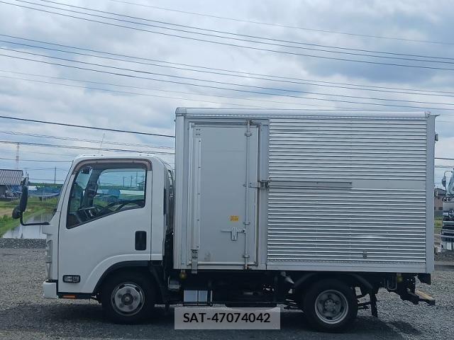 Isuzu ELF TRUCK 2016-03 7723036-8