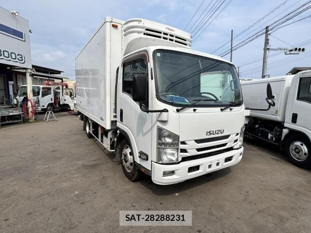 Isuzu ELF TRUCK 2015-04 7722973-1