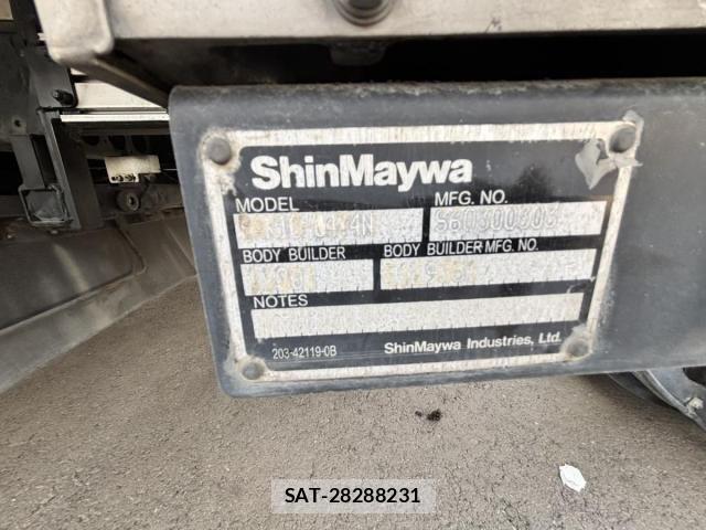 Isuzu ELF TRUCK 2015-04 7722973-27