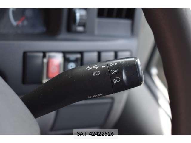 Isuzu ELF TRUCK 2016-07 7723030-16