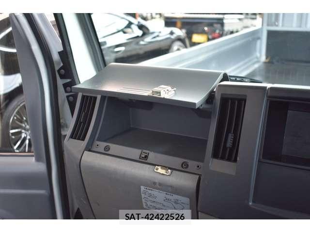 Isuzu ELF TRUCK 2016-07 7723030-24