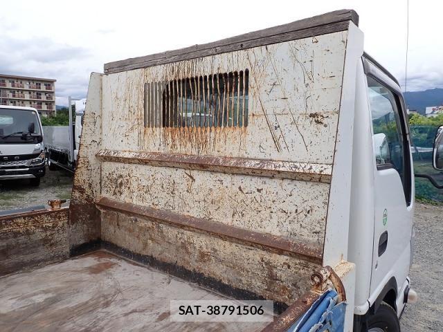 Isuzu ELF TRUCK 2015-04 7723032-9