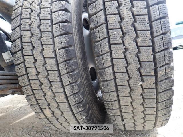 Isuzu ELF TRUCK 2015-04 7723032-20