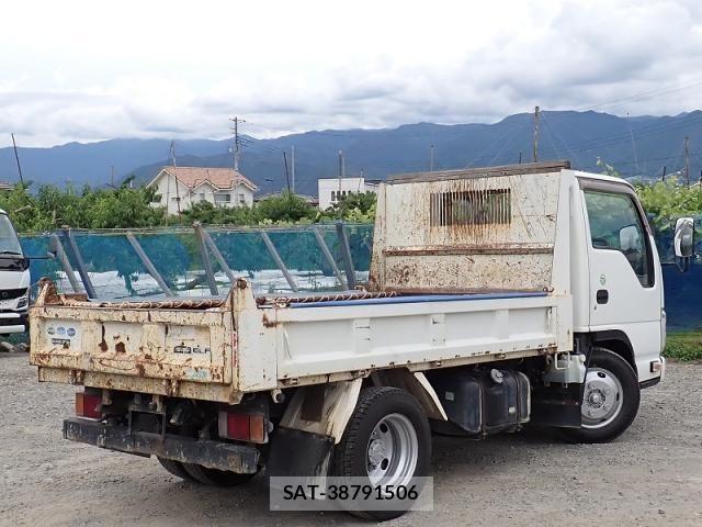 Isuzu ELF TRUCK 2015-04 7723032-2