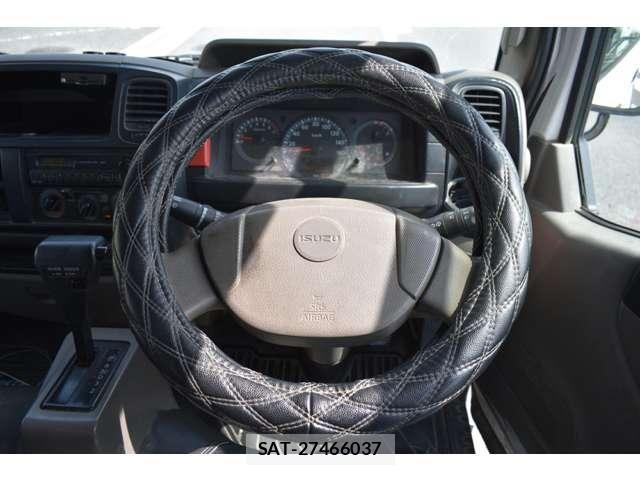 Isuzu ELF TRUCK 2009-05 7723037-1