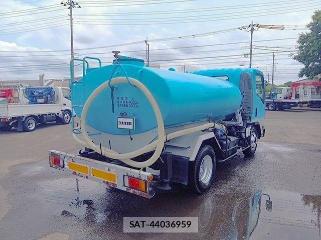 Isuzu ELF TRUCK 2010-06 7723021-3