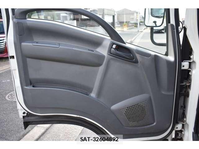 Isuzu ELF TRUCK 2011-11 7784580-9