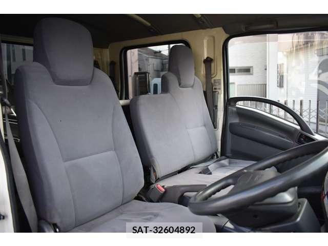 Isuzu ELF TRUCK 2011-11 7784580-11