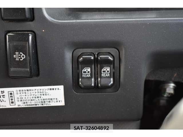 Isuzu ELF TRUCK 2011-11 7784580-18