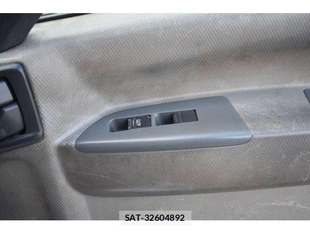 Isuzu ELF TRUCK 2011-11 7784580-8