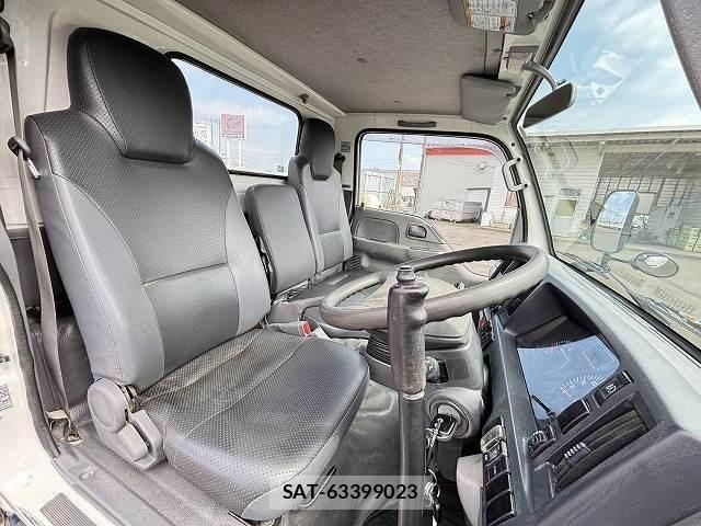 Isuzu ELF TRUCK 2015-12 7784597-13