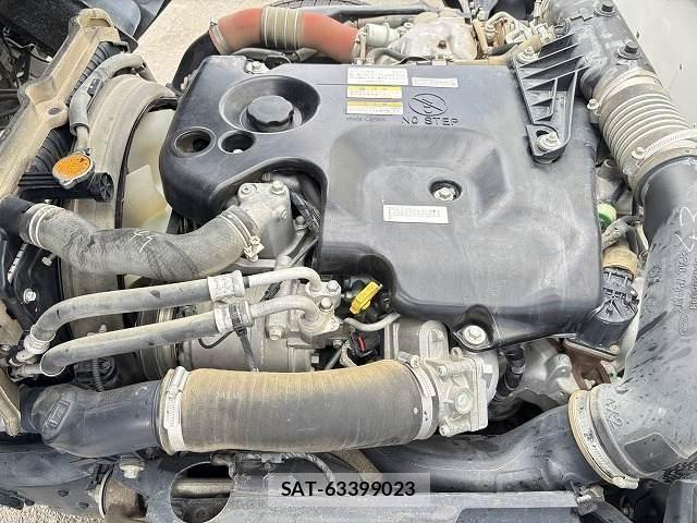 Isuzu ELF TRUCK 2015-12 7784597-17