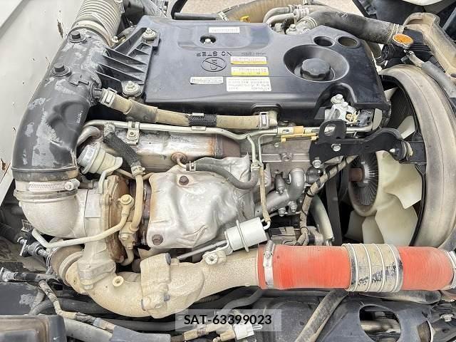 Isuzu ELF TRUCK 2015-12 7784597-18