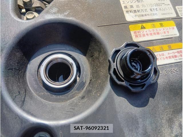 Isuzu ELF TRUCK 2019-02 7784634-18