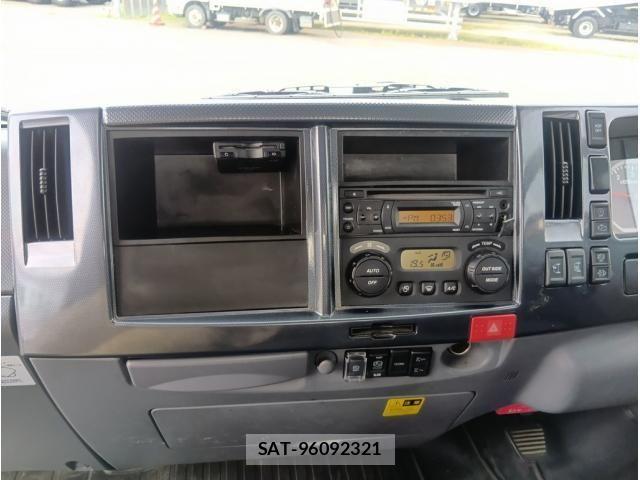 Isuzu ELF TRUCK 2019-02 7784634-26