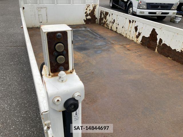 Isuzu ELF TRUCK 2019-07 7784608-13