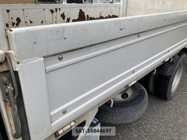 Isuzu ELF TRUCK 2019-07 7784608-16
