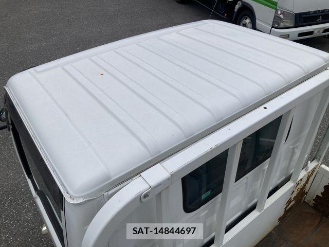 Isuzu ELF TRUCK 2019-07 7784608-17