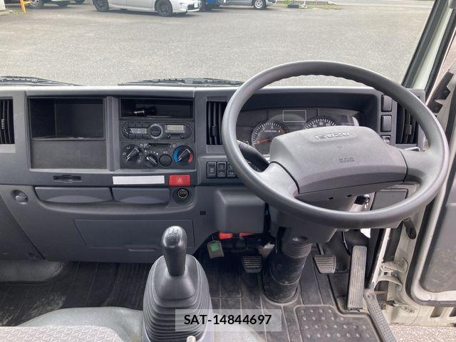 Isuzu ELF TRUCK 2019-07 7784608-6