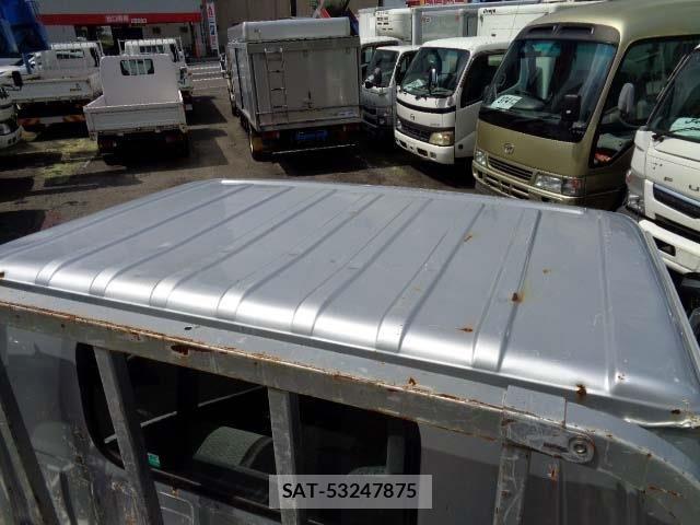 Isuzu ELF TRUCK 2019-03 7784579-11