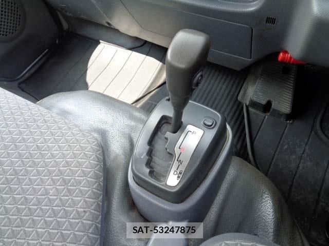 Isuzu ELF TRUCK 2019-03 7784579-5