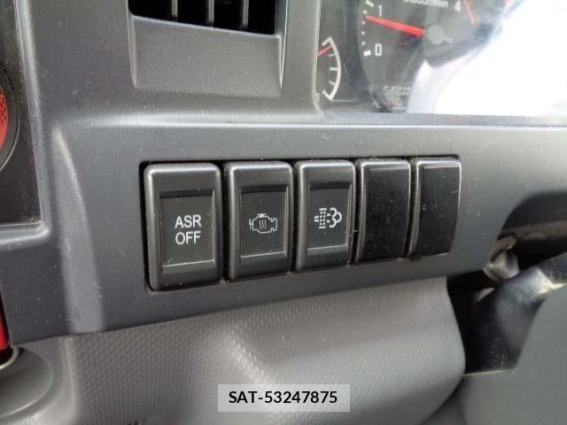 Isuzu ELF TRUCK 2019-03 7784579-6