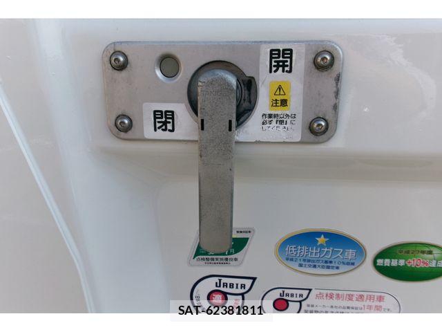 Isuzu ELF TRUCK 2018-04 7784629-13