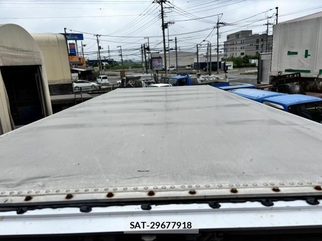 Isuzu ELF TRUCK 2020-10 7784595-15