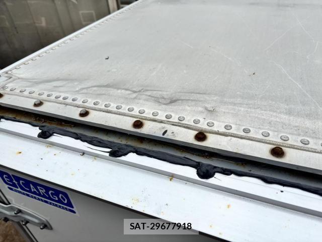 Isuzu ELF TRUCK 2020-10 7784595-16